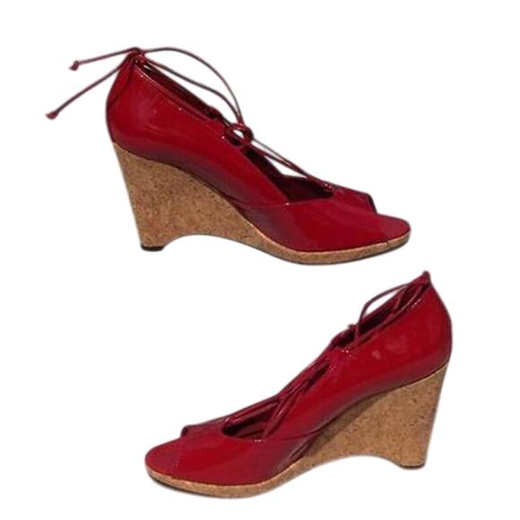 Donald Pliner Red Patent Leather Wedge Shoe New Peep Toe  Donald Pliner Red Patent Leather Wedge Shoe New Peep Toe Platform New $235 NIB